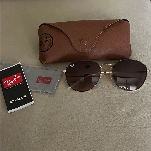 Ray-Ban Gold Frame Sunglasses with Brown Lenses